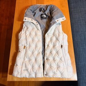 The North Face Women's Cream Quilted Vest